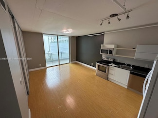 690 SW 1st Ct Unit 1221, Miami, FL 33130