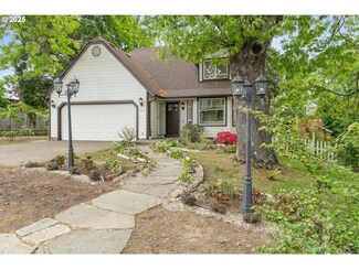 3811 SW Baird St, Portland, OR 97219
