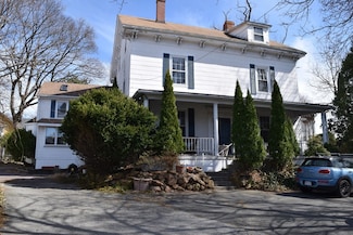 77 Mystic St, Medford, MA 02155