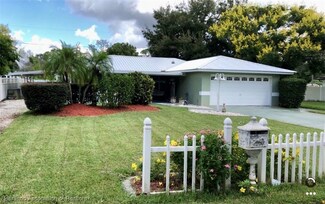 205 Dove Ave, Sebring, FL 33870