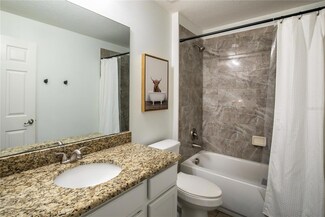 40308 W 1st Ave, Umatilla, FL 32784