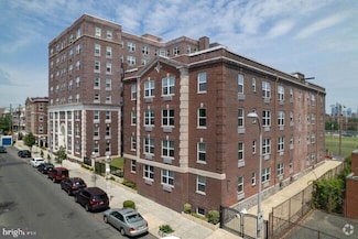 241 S 49th St, Philadelphia, PA 19139