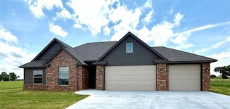 1553 Flint Rock Trail, Clinton, OK 73601