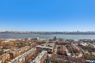 800 Palisade Ave Unit PH22E, Fort Lee, NJ 07024