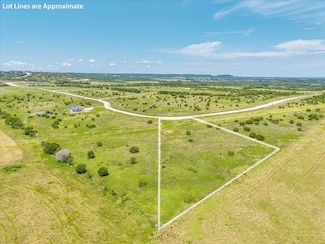1307 Hidden Valley Rd, Glen Rose, TX 76043