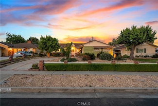 9214 Mclennan Ave, Northridge, CA 91343