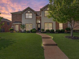 1648 Kings View Dr, Frisco, TX 75034
