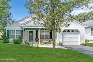 103 Sleepy Hollow Dr, Brick, NJ 08724