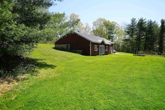 319 Province Rd, Barnstead, NH 03218