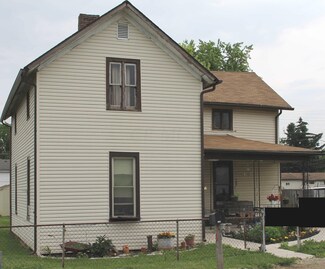 70 Jackson St, Lockbourne, OH 43137