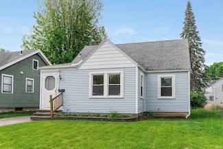 470 Charlotte Ave, Fort Wayne, IN 46805