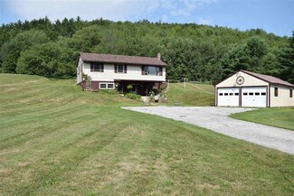 1187 N Main St, Bakersfield, VT 05441