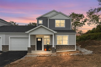 2211 Lebanon Dr, McKeesport, PA 15135