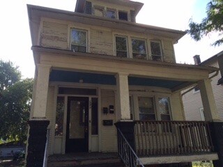 12345 S Parnell Ave, Chicago, IL 60628
