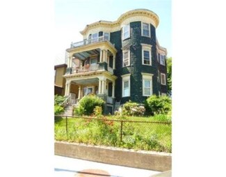 37 Robinson St, Dorchester, MA 02122