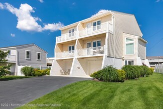 7 Garden Way, Sea Bright, NJ 07760