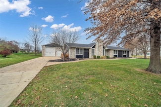 127 Bluffview Dr, Troy, MO 63379