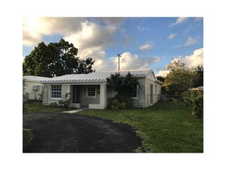 1671 NE 175th St, North Miami Beach, FL 33162