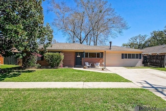 1004 S Shirley Ave, Gonzales, LA 70737