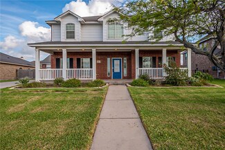 225 Country Club Blvd, Portland, TX 78374