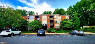 18110 Chalet Dr Unit 301, Germantown, MD 20874