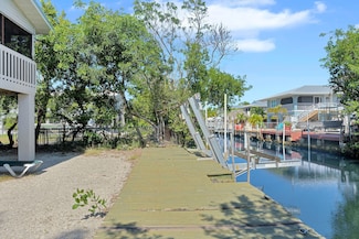 3943 Venna Rd, Big Pine Key, FL 33043