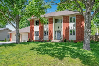 1841 E Vincent St, Springfield, MO 65804