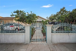 818 W 65th St, Los Angeles, CA 90044