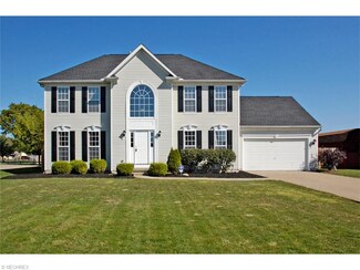 5225 Malone Ave, Sheffield Village, OH 44054