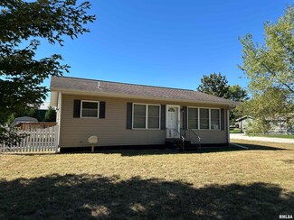 304 Morgan St, Oquawka, IL 61469