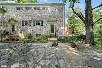 1635 Fitzgerald Ln Unit 907-16, Alexandria, VA 22302