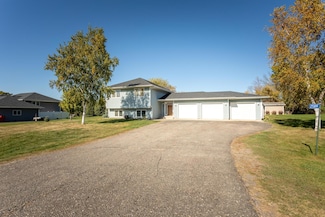 2589 Burgen Ln SE, Alexandria, MN 56308