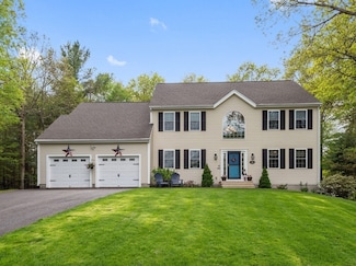 381 Lincoln Cir, Northbridge, MA 01534
