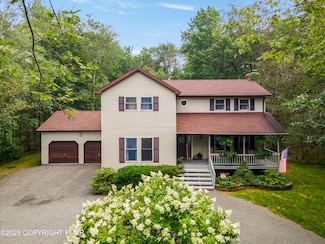 210 Annette Marie Dr, Long Pond, PA 18334