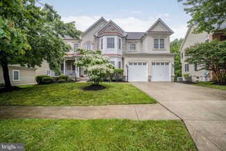 12118 Sand Wedge Ln, Upper Marlboro, MD 20772