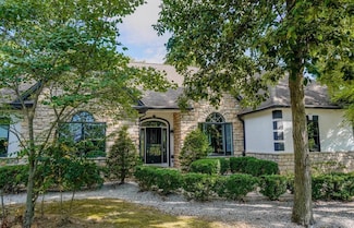 1800 Lynnbrook Ct, Orient, OH 43146