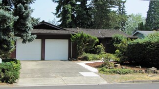518 128th Ave SE, Bellevue, WA 98005