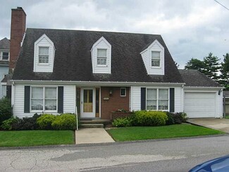 25 3rd Ave, Scottdale, PA 15683