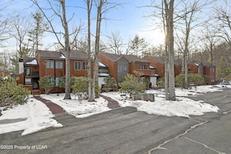 29 Falcon Run, Lake Harmony, PA 18624