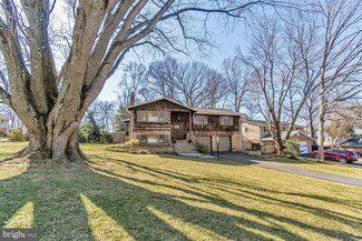 2010 Powhatan St, Falls Church, VA 22043