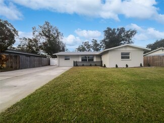 5339 Brookmeade Dr, Sarasota, FL 34232