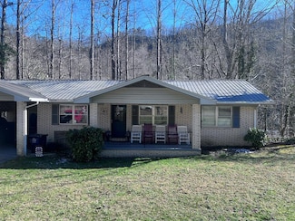 4862 Hwy 28 N, Stecoah, NC 28702