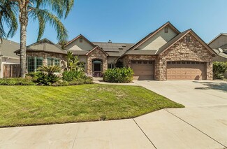 341 W Serena Ave, Clovis, CA 93619