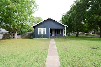303 W Hester St, Sherman, TX 75090