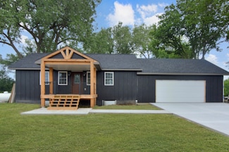 609 N 6th St, Arlington, SD 57212