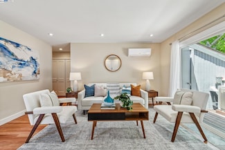 198 Schooner Ct Unit 197, Richmond, CA 94804