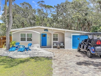 657 S Pine St, New Smyrna Beach, FL 32169