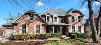 621 Reserve Ct, South Elgin, IL 60177