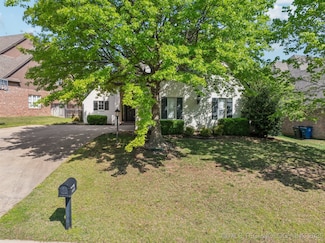 6525 E 84th St, Tulsa, OK 74133