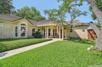 11 Granburg Cir, San Antonio, TX 78218